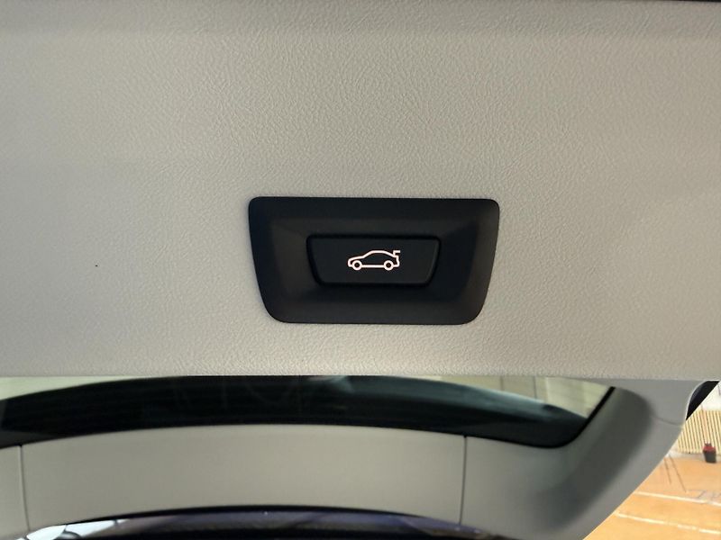 BMW X3 2.0 xDrive30e AT - fotka 14 z 15