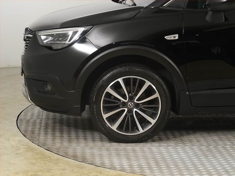 Opel Crossland X (2021) 1.2 Turbo, ČR,1.maj, Kůže - fotka 14 z 22