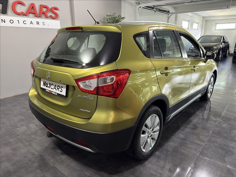 Suzuki SX4 S-Cross 1,6   VVTi 4X4 KEY-LESS VÝHŘEV - fotka 5 z 38