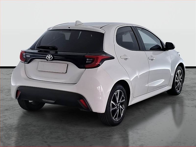 Toyota Yaris (2023) 1.5 VVT-i, ČR,1.maj - fotka 5 z 18