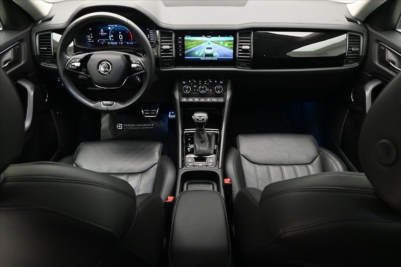 Škoda Kodiaq 2,0 TSI 140KW DSG 4x4 7MÍST ST - fotka 16 z 35