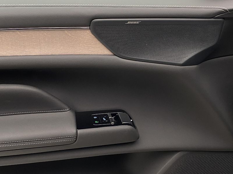 Volvo ES90 (2026) PURE ELECTRIC EXT.SINGLE ULTRA - fotka 28 z 75