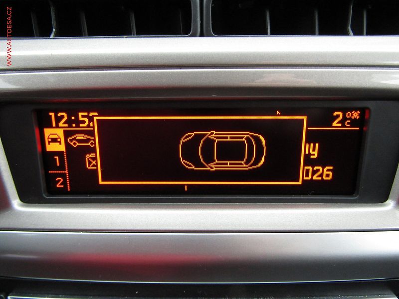 Citroën C-Elysée (2019) 1.2i, AC, tempo, park.asist - fotka 13 z 16