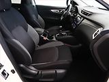 Nissan Qashqai (2019) 1.3 DIG-T, Serv.kniha, Navi - náhled 9
