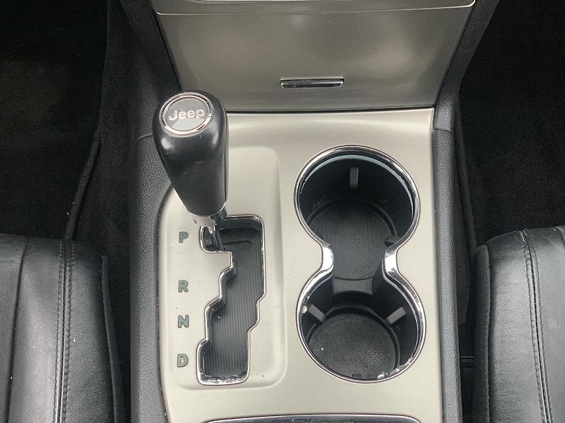 Jeep Grand Cherokee 3.0 CRD LIMITED AUTOMAT KŮŽE - fotka 27 z 52