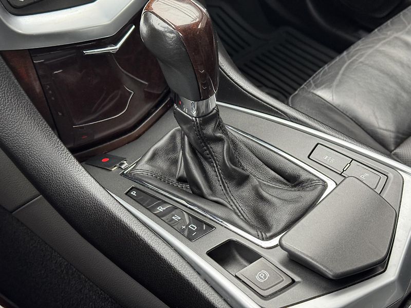 Cadillac SRX (2011) 3.0 V6 AWG Elegance, LPG, PANO - fotka 36 z 49