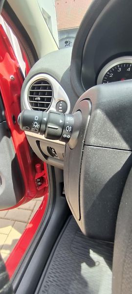 Renault Clio (2012) 1,2 16V 55kW - fotka 25 z 28