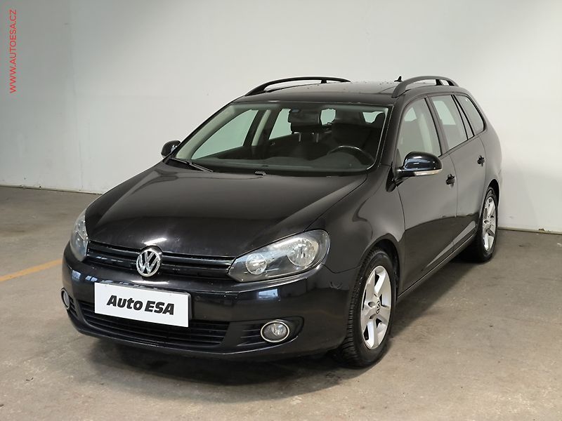 Volkswagen Golf (2011) 1.6 TDi, Trendline, navi - fotka 3 z 17