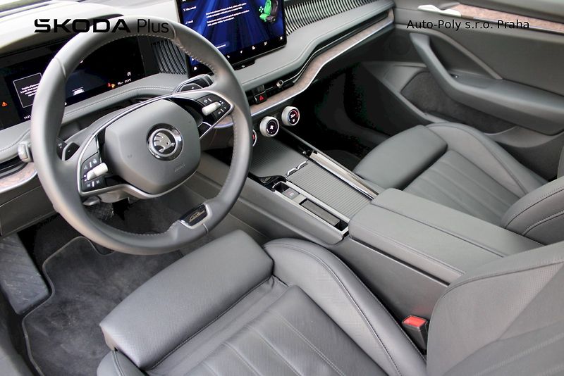 Škoda Superb (2024) 2.0 TDI 110 kW L&K - fotka 11 z 25