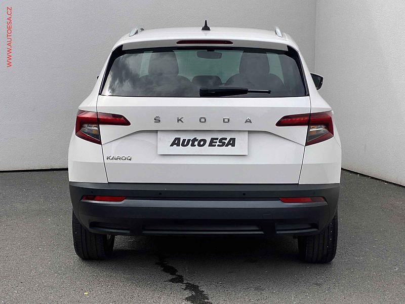 Škoda Karoq (2021) 1.5 TSi, 1.maj,ČR, Style - fotka 5 z 18