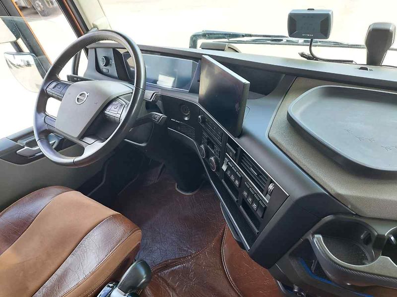 Volvo FH 13 Globetrotter XL 460 Turb - fotka 22 z 55