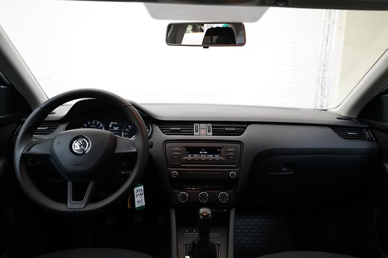 Škoda Octavia - fotka 14 z 24