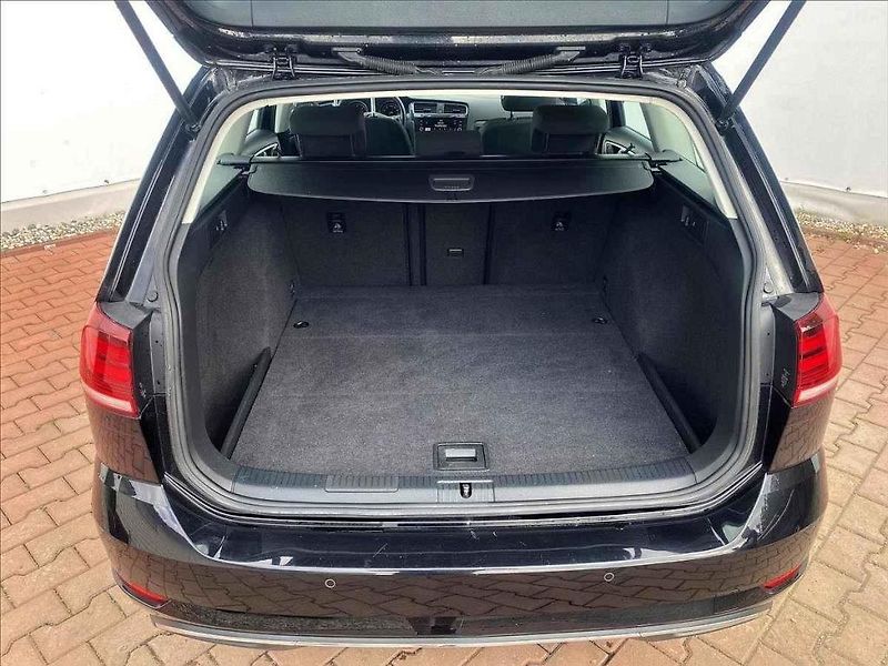 Volkswagen Golf GTI.
