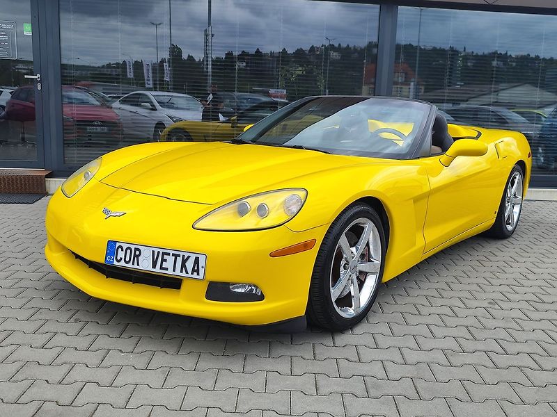 Chevrolet Corvette 6.2L/321kW V8 LS3 Cabrio - fotka 2 z 32
