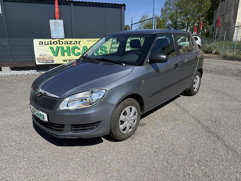 Škoda Fabia 1,2 HTP 51kW Servisní kniha - fotka 1 z 26