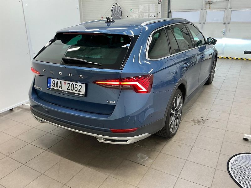 Škoda Octavia Combi 2.0 TDI 147kW DSG Scout - fotka 4 z 7