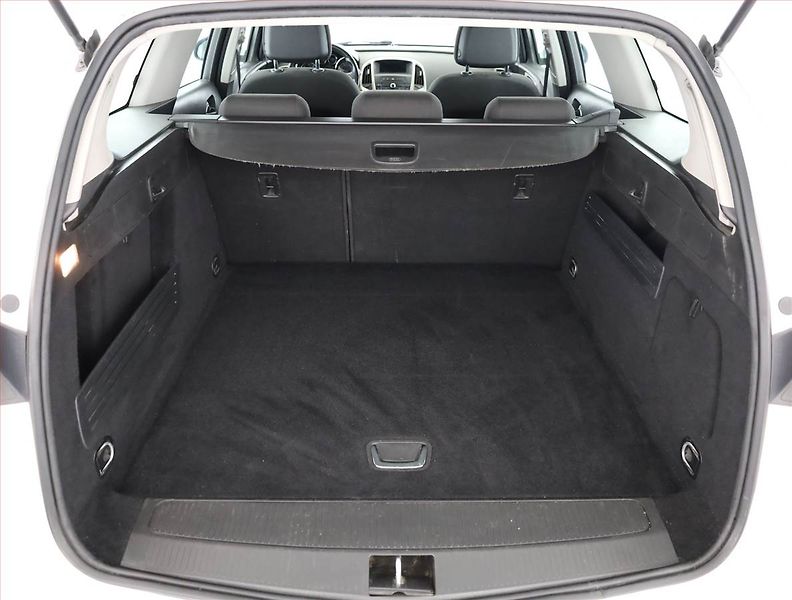 Opel Astra (2012) 1.7 CDTI, Serv.kniha, nová STK - fotka 15 z 15