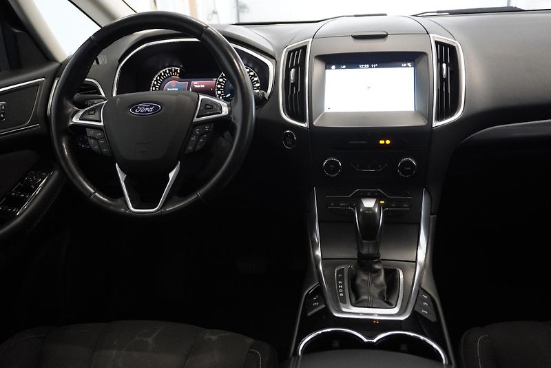 Ford S-MAX 2.0 ECOBOOST,7MÍST,138 000KM! - fotka 16 z 27