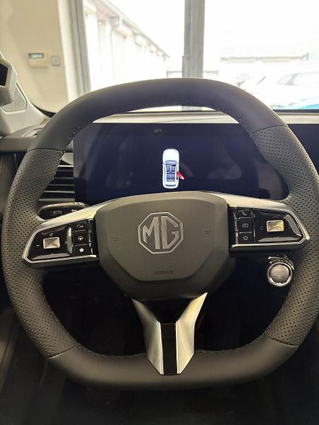 MG HS (2026) PHEV exclusive  - fotka 11 z 15