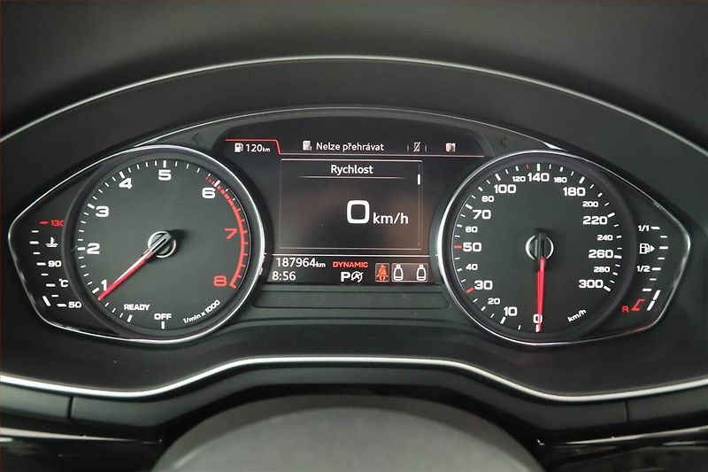 Audi A5 (2019) S-Line 2.0 TFSI - fotka 9 z 17