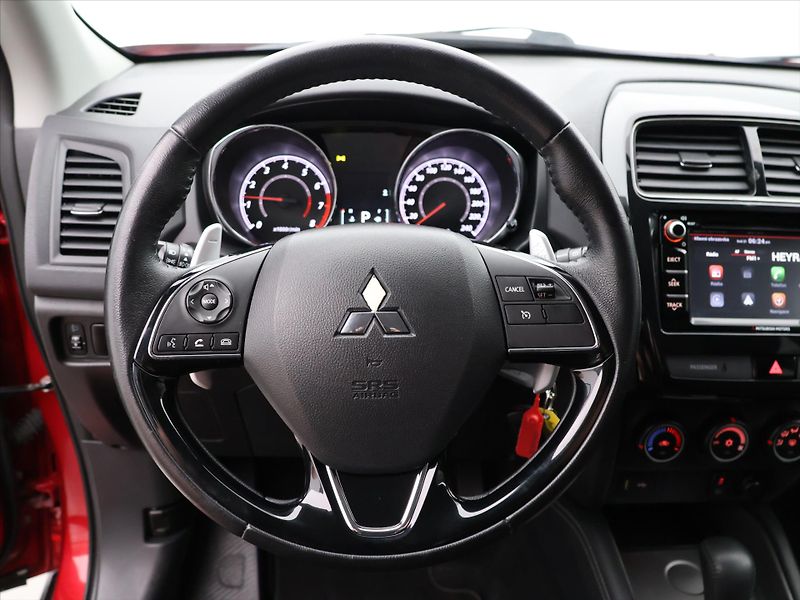 Mitsubishi ASX 2,0 Smart Mivec 110kW CVT CZ - fotka 16 z 32