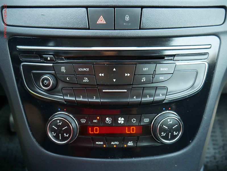 Peugeot 508 (2011) 2.0 HDi, ČR - fotka 18 z 20