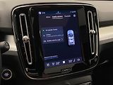 Volvo XC40 (2026) B3 AUT DARK ULTRA  - náhled 40