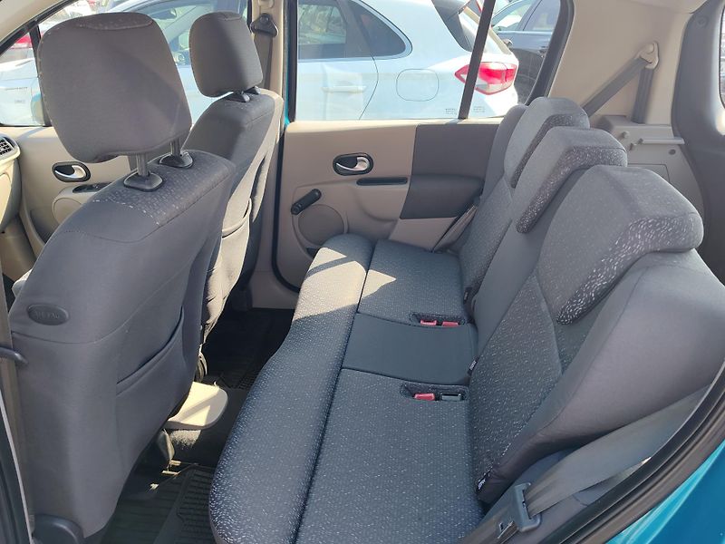 Renault Modus 1.6 i 65tkm - fotka 13 z 22