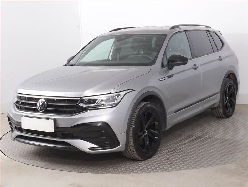 Volkswagen Tiguan Allspace (2022) R-Line 2.0 TDI - fotka 2 z 15