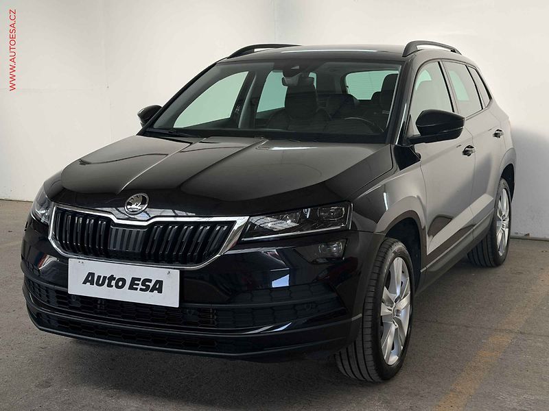 Škoda Karoq (2019) 1.5 TSi, Style, DSG, kůže, TZ - fotka 3 z 18
