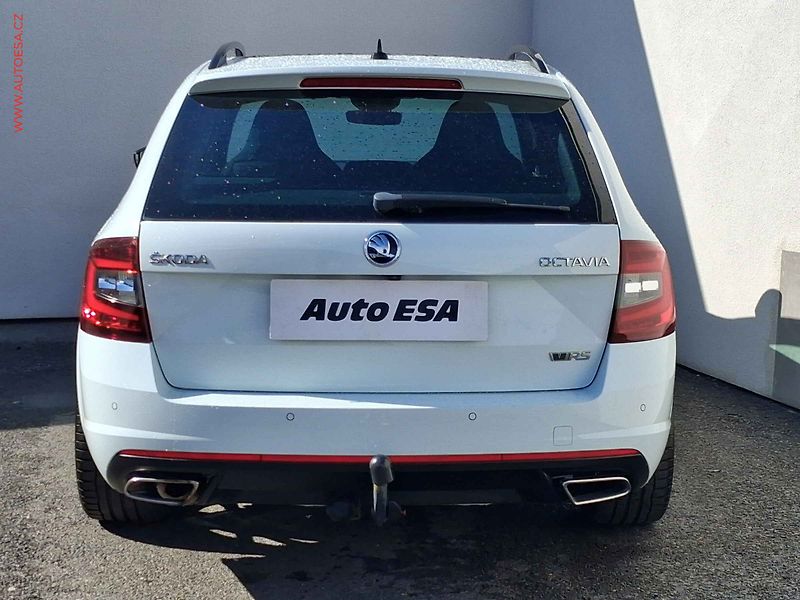 Škoda Octavia (2018) 2.0TDi, RS, DSG, LED - fotka 5 z 18