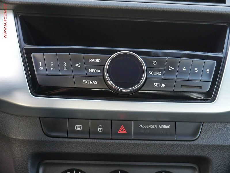 Škoda Fabia (2015) 1.2 TSi, ČR, AC - fotka 12 z 16