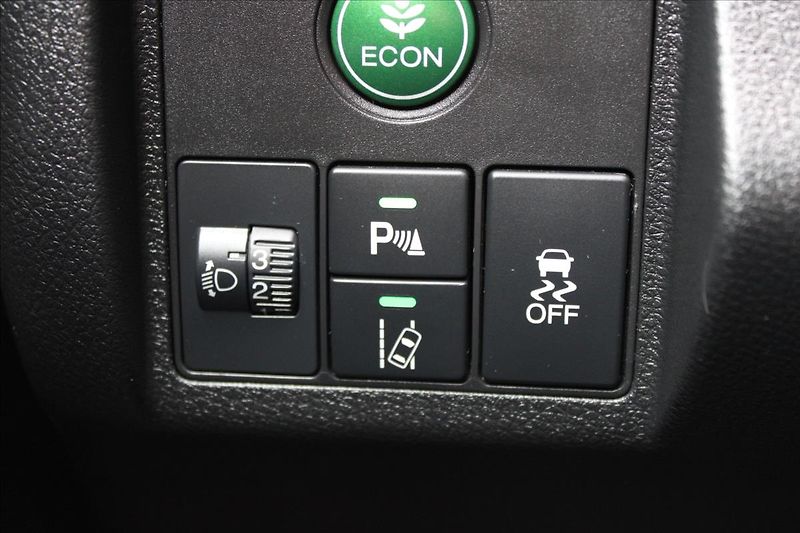 Honda HR-V 1,5 V-TEC  ELEGANCE - fotka 19 z 24