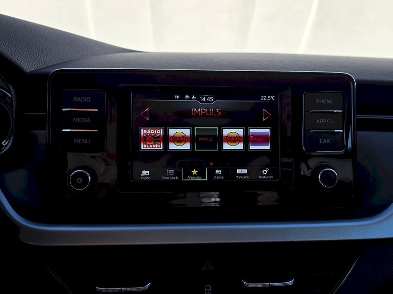 Škoda Kamiq (2021) 1,0TSI 81KW AMBITION - fotka 9 z 26