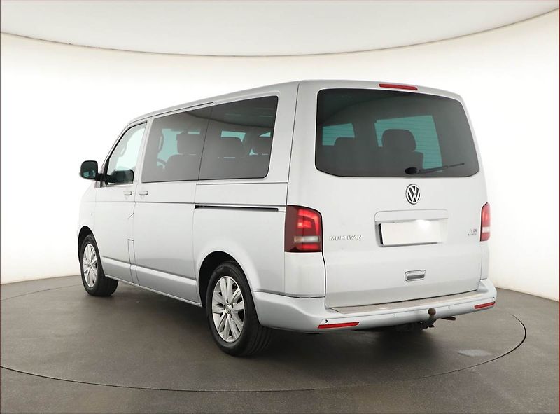 Volkswagen Multivan (2013) Highline 2.0 TDI - fotka 4 z 22