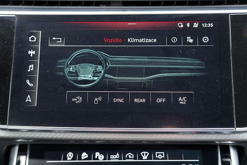 Audi RS Q8 TFSI 441kW quattro - fotka 42 z 51