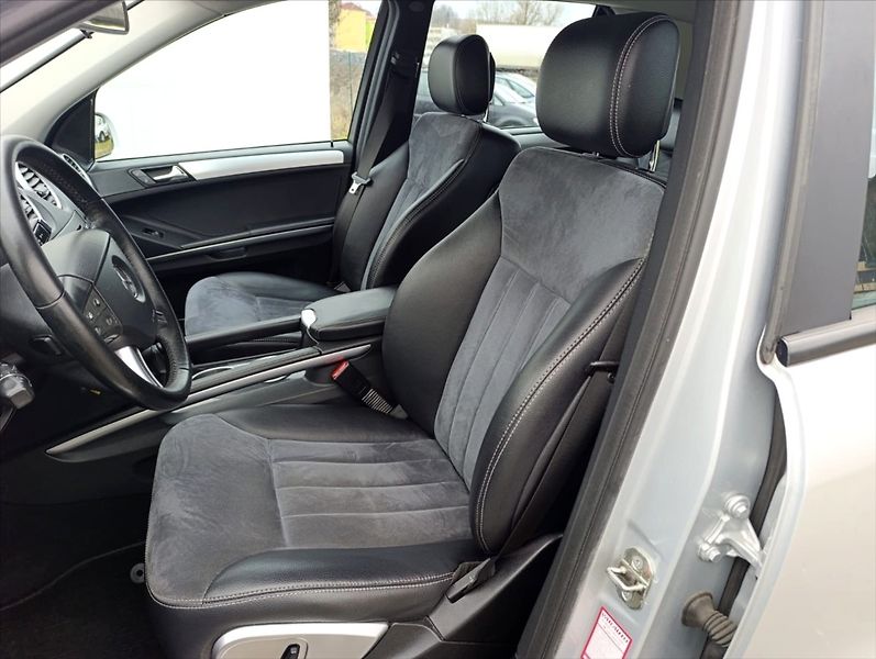 Mercedes-Benz Třídy M 3,0 320 CDi 4Matic,Navi,Xenony - fotka 13 z 36