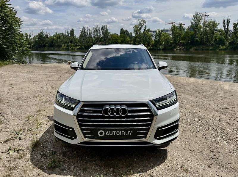 Audi Q7 3.0 TDI HNĚDÁ KŮŽE MAX - fotka 2 z 49