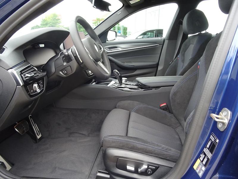 BMW Řada 5 545e xDrive Sedan - fotka 2 z 7