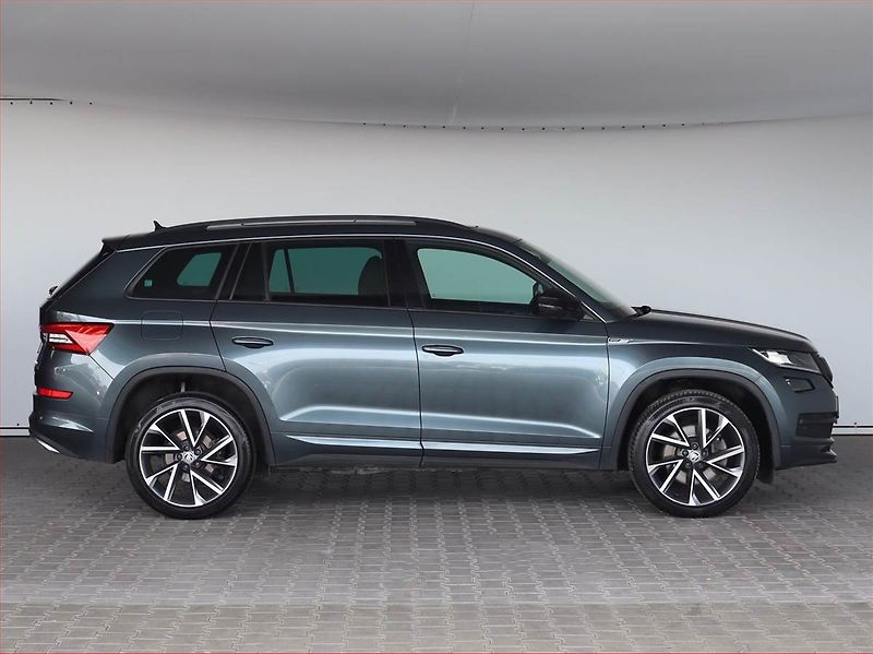Škoda Kodiaq (2018) Sportline 2.0 TDI 4x4, 4X4 - fotka 6 z 28