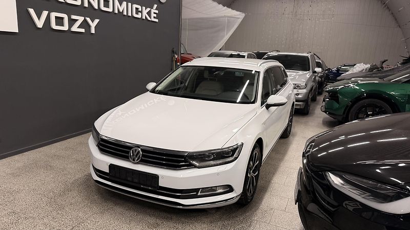 Volkswagen Passat (2019) 2.0 TDI 140kW,ČR, 4MOT DSG - fotka 13 z 48