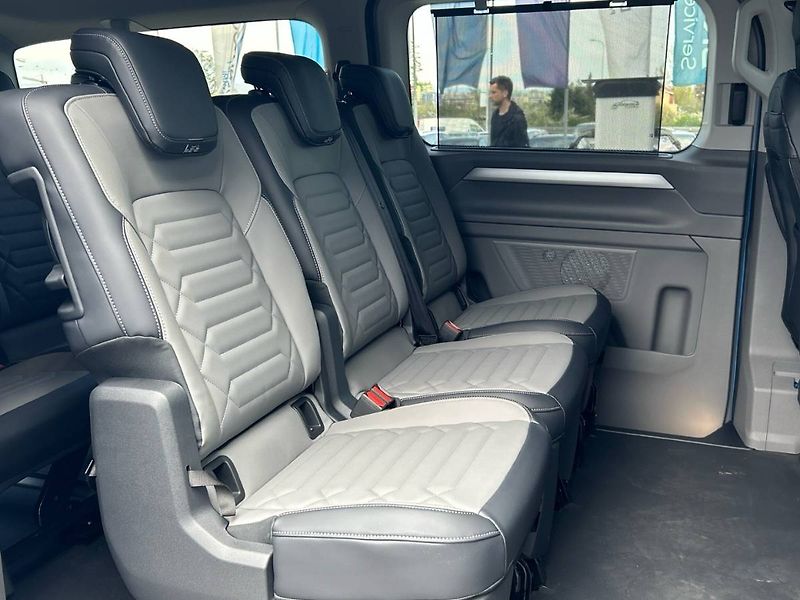 Volkswagen Caravelle (2025) 2.0 TDI 8AUT DR Style - fotka 17 z 35