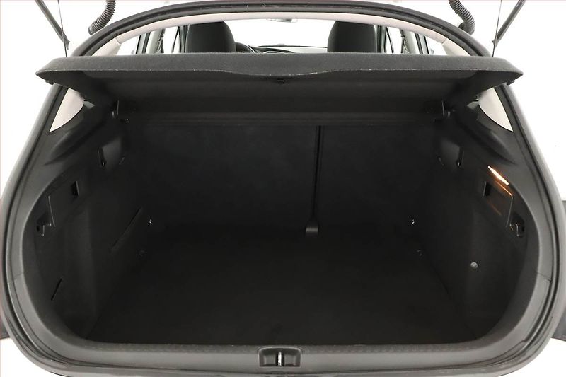 Citroën C4 (2013) 1.4 16V, Tempomat - fotka 13 z 13