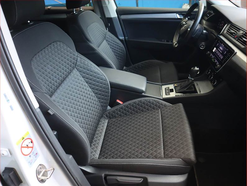 Škoda Superb (2020) 2.0 TDI - fotka 9 z 23