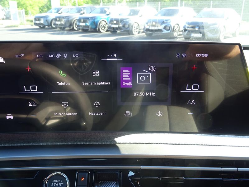 Peugeot 5008 (2026) GT Hybrid 145k SUMMER BLUE - fotka 30 z 51