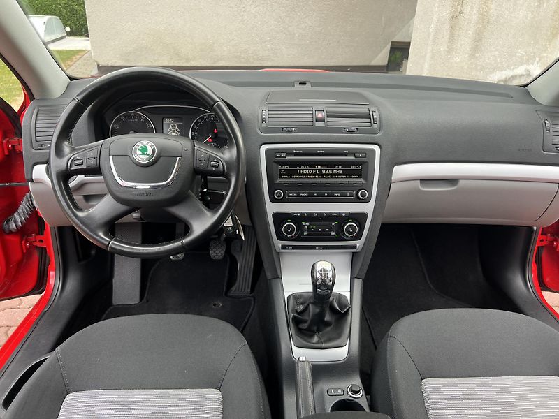 Škoda Octavia 1.2TSI 77KW,EDITION,TZ,ALU,ESP - fotka 32 z 47