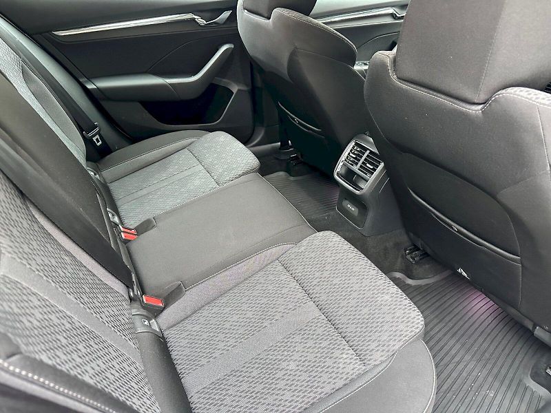 Škoda Octavia (2021) 1.5 TSI 110kW Style Combi - fotka 20 z 22