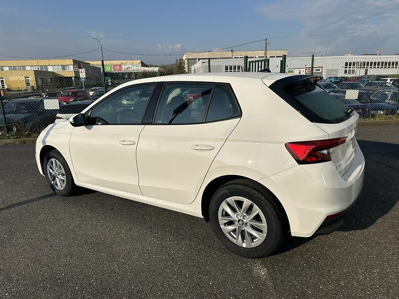 Škoda Fabia CLASSIC 1.0MPI 59kW  - fotka 3 z 13