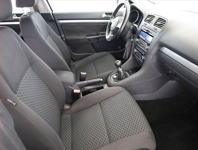 Volkswagen Golf (2010) 1.4 TSI, nová STK, jezdí dobře - fotka 7 z 15