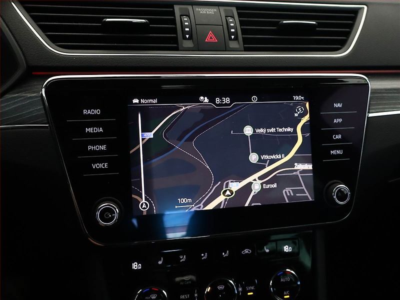 Škoda Superb (2021) Style 2.0 TSI - fotka 15 z 20